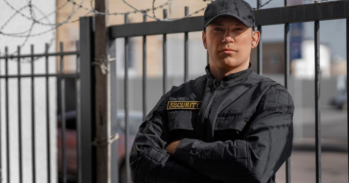 role of professional security guard